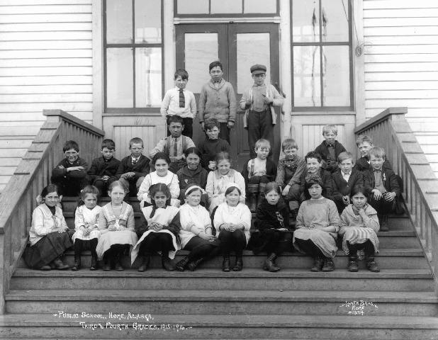 Third and fourth grade, Nome School, 1915-1916 
